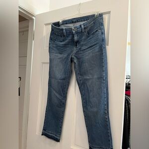 Vineyard vines size 2 ankle jeans